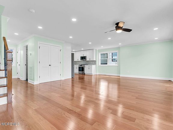 4th image of 108 Broad Street #B