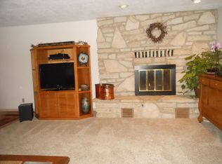 1437 Country Club Dr, Concordia, KS 66901