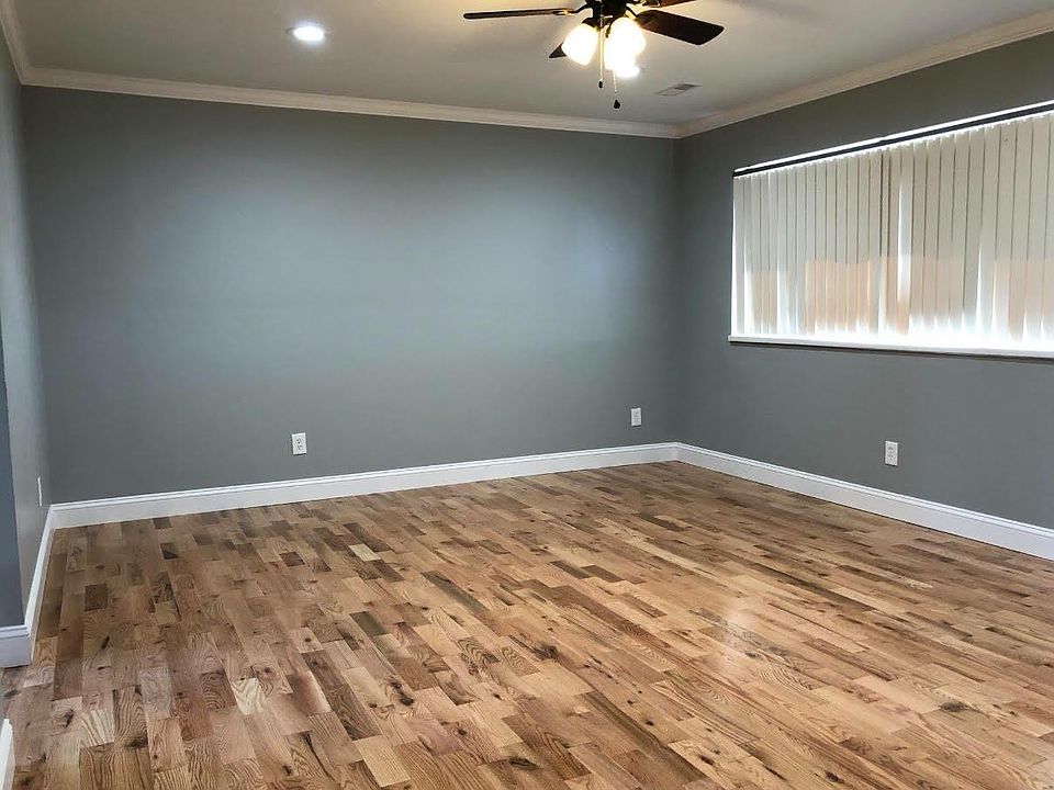 2nd image of 114 Vaturia Dr