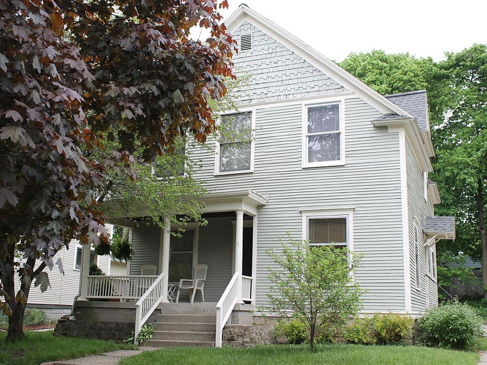 1st image of 44 Auburn Ave SE