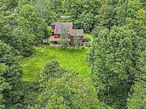 3rd image of 587 Dutch Hill Road
