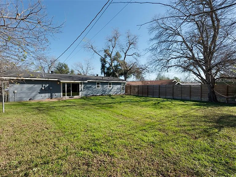1305 Glenwood Dr — Photo 22