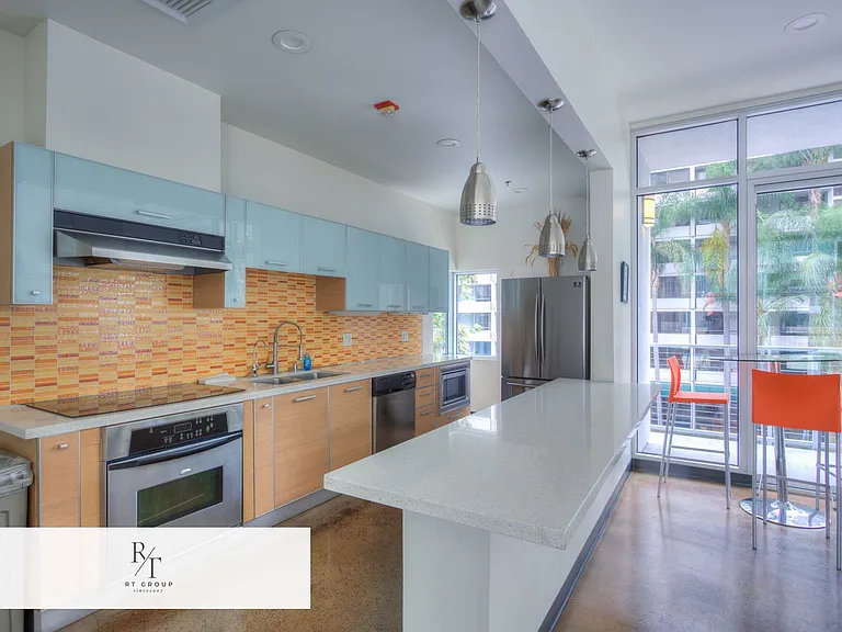 645 W 9th St #742 — Photo 35
