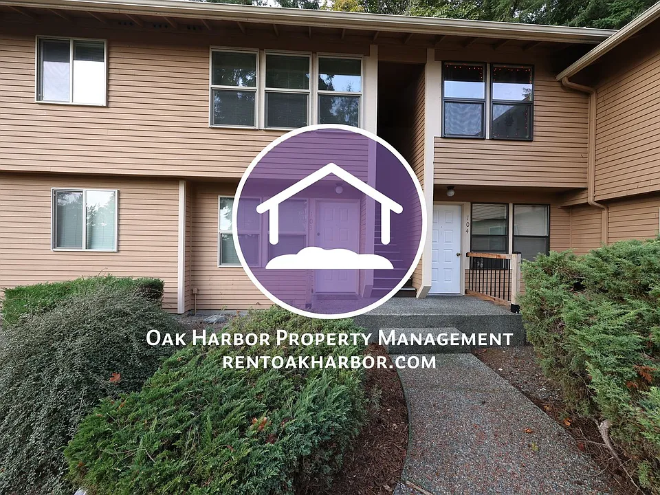 1201 SW Harrier Cir #203