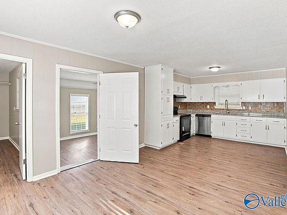 5th image of 312 Alabama Ave SE