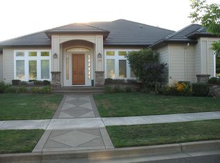 3580 Meadow View Dr, Eugene, OR 97408