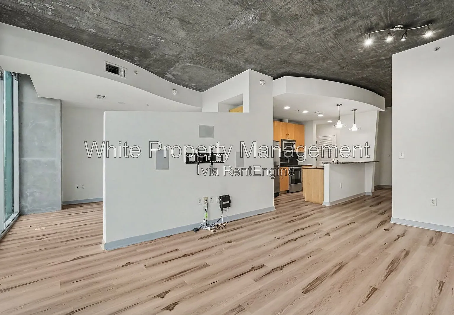 1 bed, 1.0 bath, 791 sqft, $1,845 — Photo 3