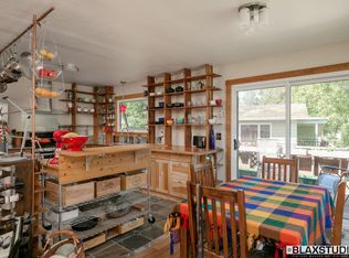 5060 Vance Dr, Anchorage, AK 99508