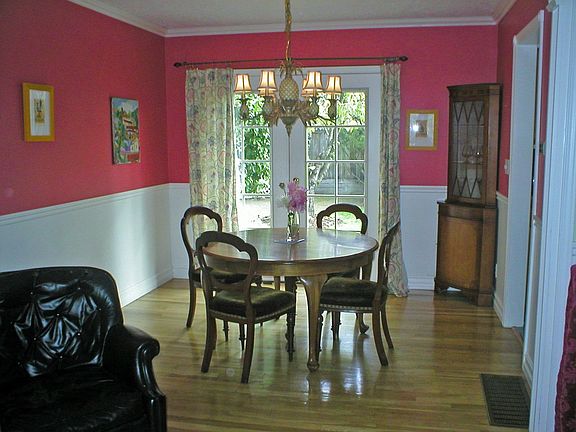 Formal Dining
