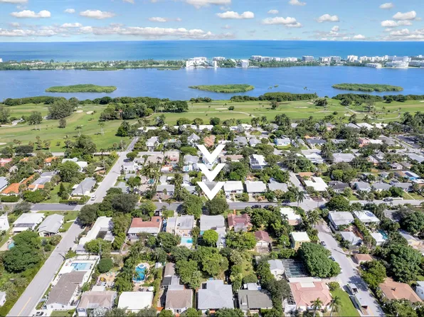 1115 N Palmway, Lake Worth Beach, FL 33460