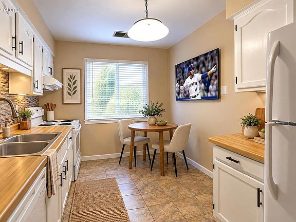 3rd image of 9107 N 85th STREET