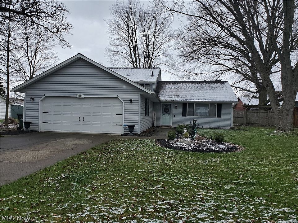 1st image of 1009 Chatham Ct