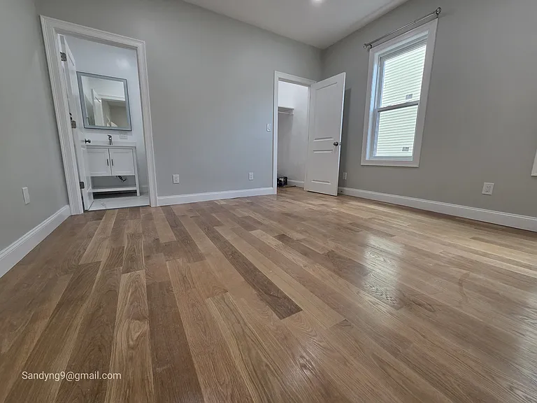 56-2 Pinckney St — Photo 23