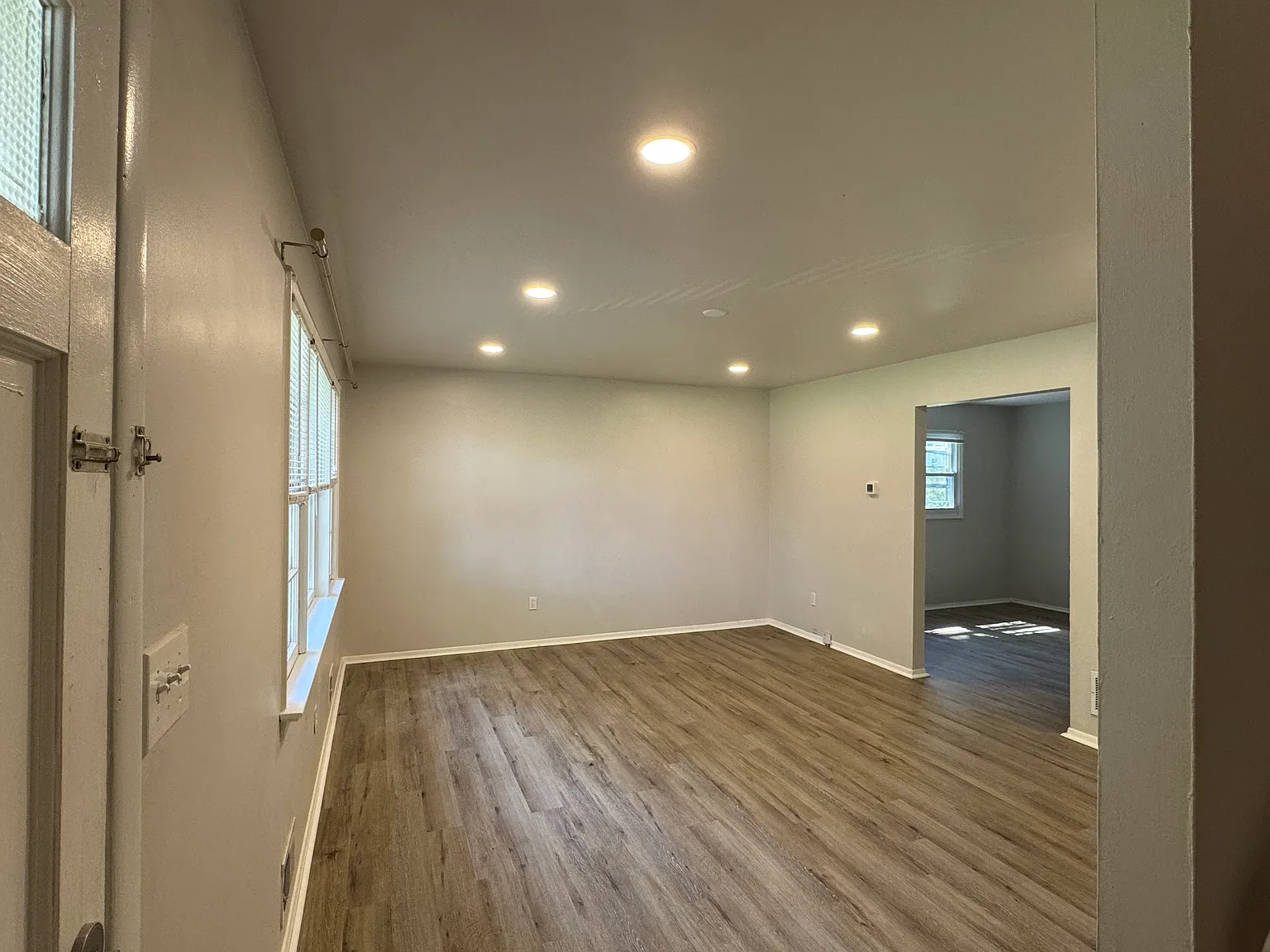 2 bed, 1400 sqft, $2,450 — Photo 2