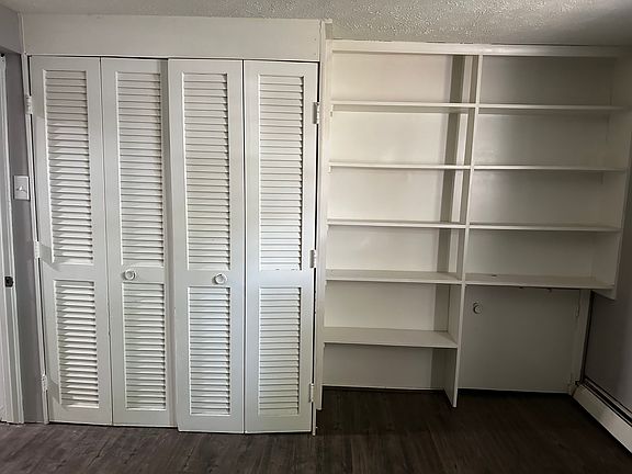 4th image of 14209 Essex Dr #1