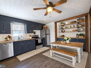 5714 Spruce Rd, Felton, PA 17322