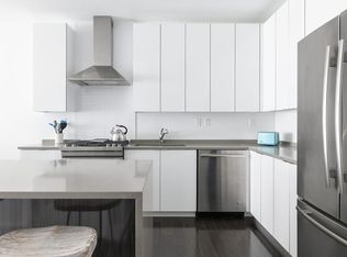 4 6th St #105, Charlestown, MA 02129
