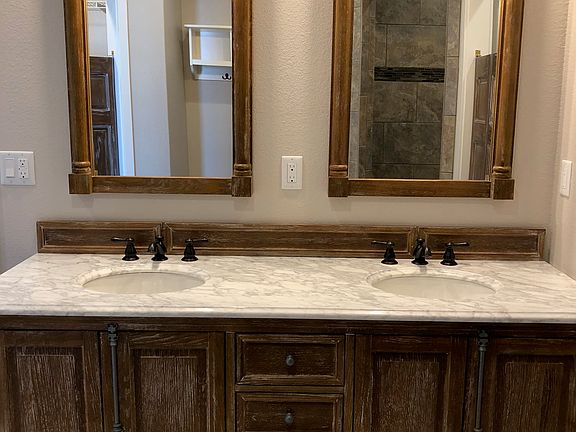 MASTER BATH VANITY