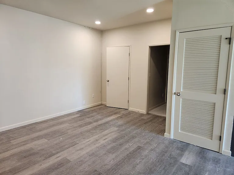 570 Boden Way — Photo 16