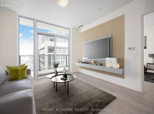 8960 Jane St #2718, Vaughan, ON L4K 0N9