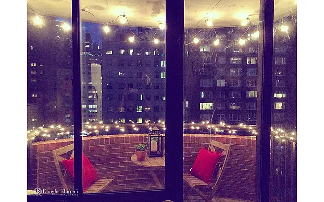 Sold by Douglas Elliman | media 18