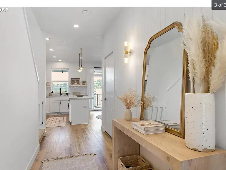 10531 SE 162nd Ave — Photo 3