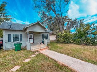 607 E Newman St, Palestine, TX 75801