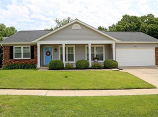 3160 Blaiser Ln, Maryland Heights, MO 63043