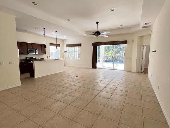 5th image of 4722 Claremont Park Dr