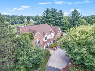 737 Jackson St SW, Grandville, MI 49418