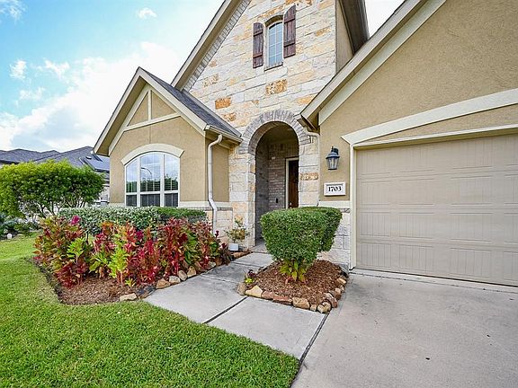 5th image of 1703 Pickford Knolls Ln