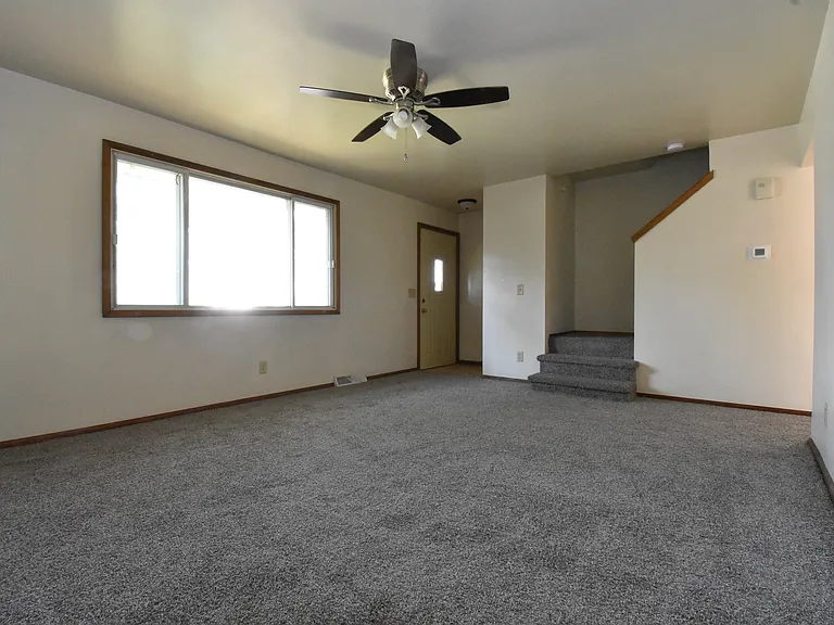 9306 Florence Dr — Photo 4