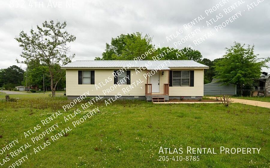 1st image of 812 4th Ave NE