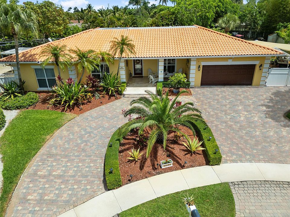 1st image of 16686 GOLFVIEW Drive