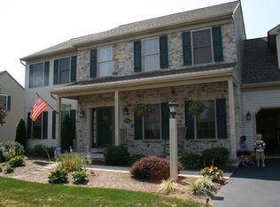 107 Forry Dr, Ephrata, PA