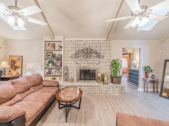 3rd image of 3313 Chatterton Dr