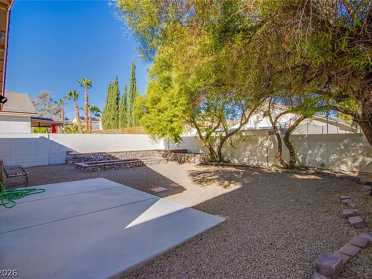 8836 Iron Hitch Ave — Photo 14