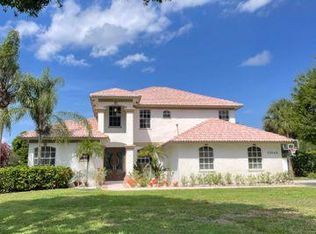 15840 Rolling Meadows Cir, Wellington, FL 33414