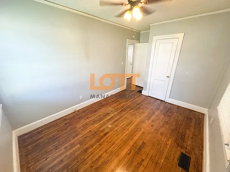 618 Perry Rd — Photo 12