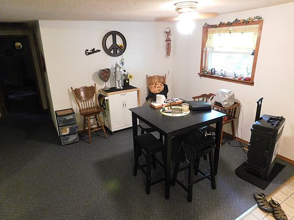 4th image of 2608 Knollview St