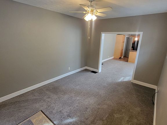 2nd image of 412 Heywood Ave