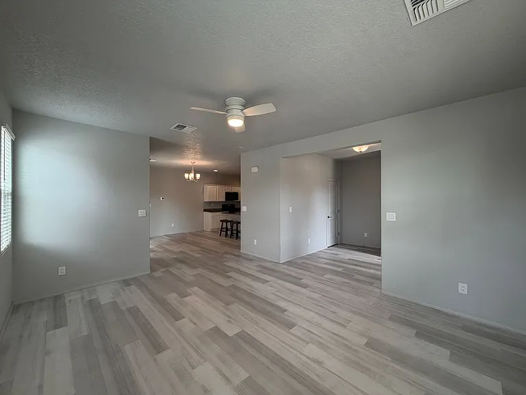 6119 Motherwell Dr SE — Photo 28
