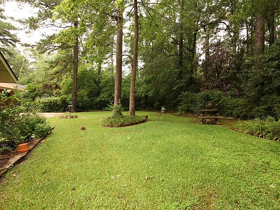 3rd image of 1920 N Calion Rd