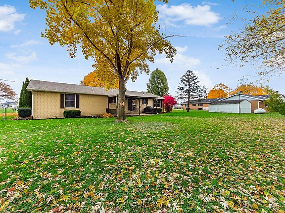 4th image of 51 Dudley Cir
