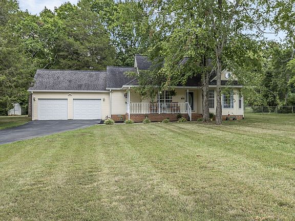 3rd image of 112 Coby Dr