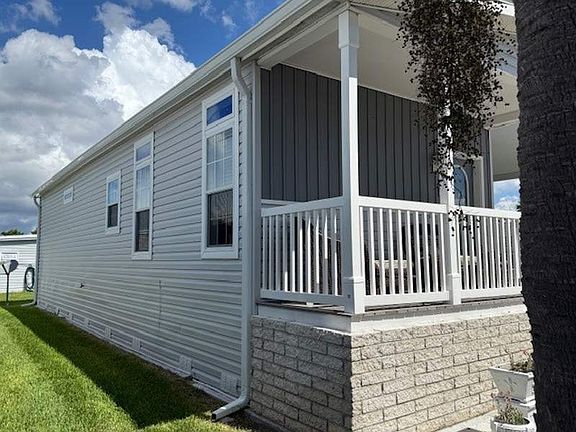 3rd image of 1071 Donegan Rd #972