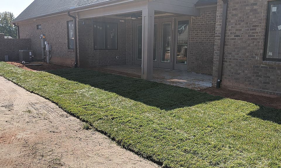 2nd image of 1113 Golden Hill Ln #47