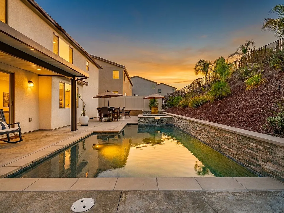 35764 Champagne Way
