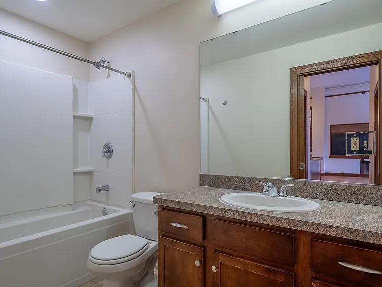 257 Lafayette Ave — Photo 21