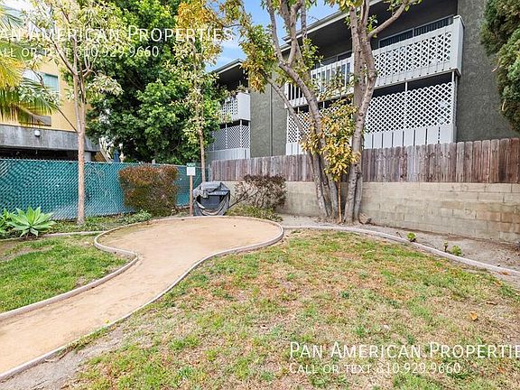 4th image of 15443 Van Buren St
